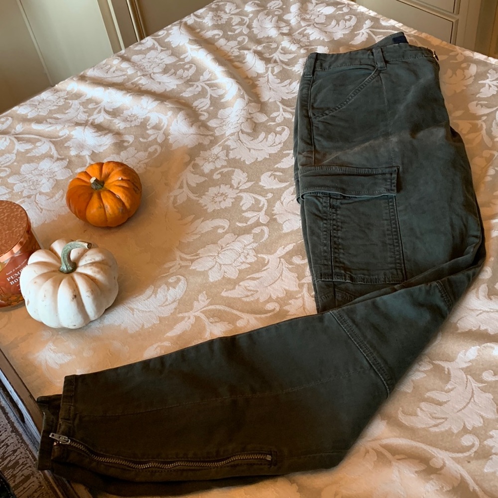 J Brand. Olive color. Cargo pants. Zippered leg. Size 26.